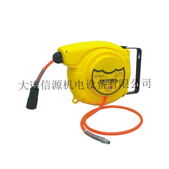 自动伸缩卷管器